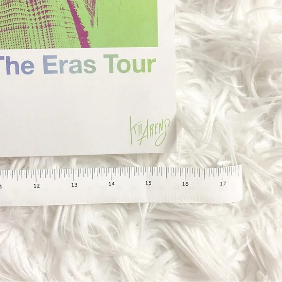 Taylor Swift Set of 4 Posters from The Eras Tour VIP Box (International) - Picture 5 of 6